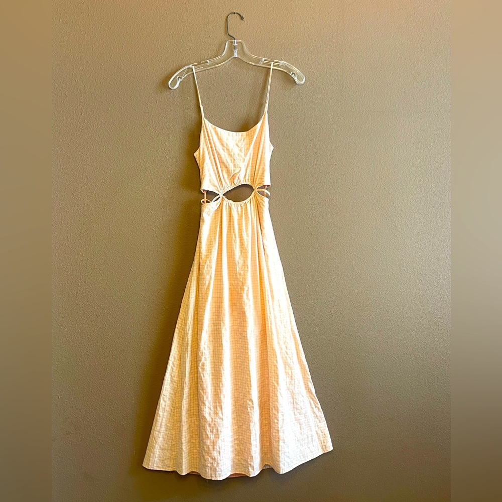 Harmony Dress in Peach